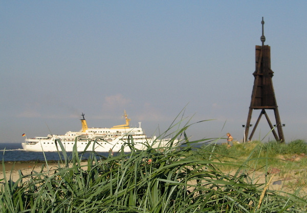 Schiff kommend von Helgoland